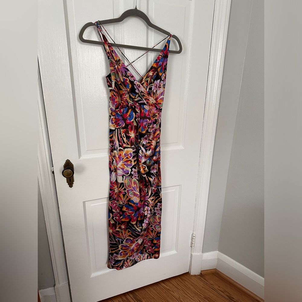 Dress Forum | Strappy Bodycon Midi Dress | Size: Small